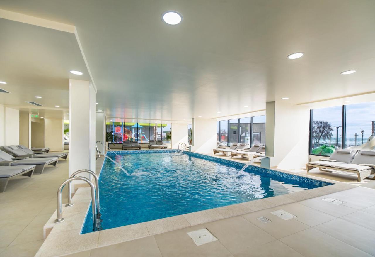 Crystal 26 Apartment - Spa Pool Beach Resort Năvodari Exterior foto